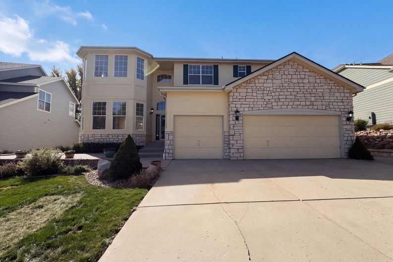 Photo 1 of 52 of 660 Stonemont Ct, Castle Pines, CO