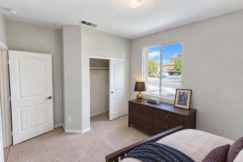 Photo 15 of 21 of 31585 Chamise Ln, Murrieta, CA