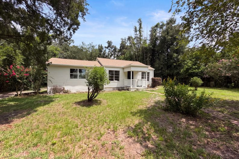 Photo 14 of 16 of 24825 George Rd, Land O Lakes, FL