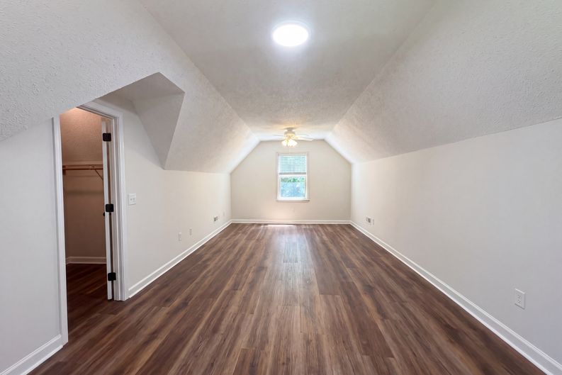 Photo 11 of 48 of 335 Dill Cir, Landrum, SC