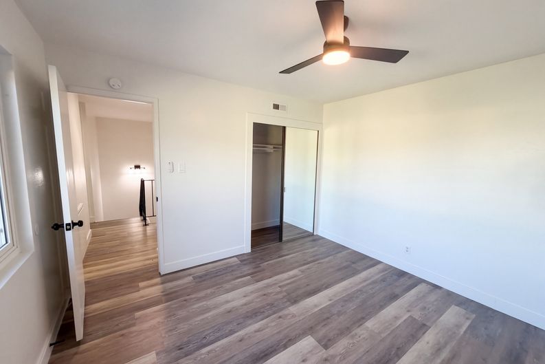 Photo 17 of 33 of 12927 Lariat Ln, Norwalk, CA