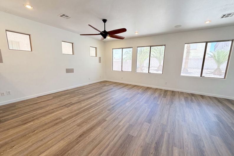 Photo 12 of 52 of 1812 John Bevy Ct, North Las Vegas, NV
