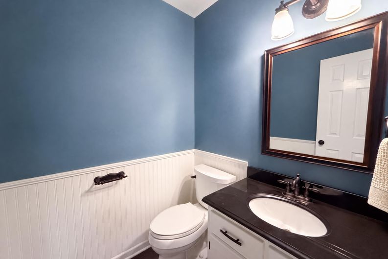 Photo 14 of 31 of 3795 Churchill Dr, Marietta, GA