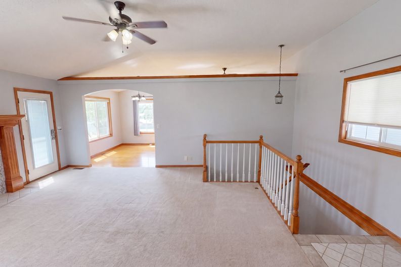 Photo 6 of 41 of 6505 E 44th St N, Bel Aire, KS