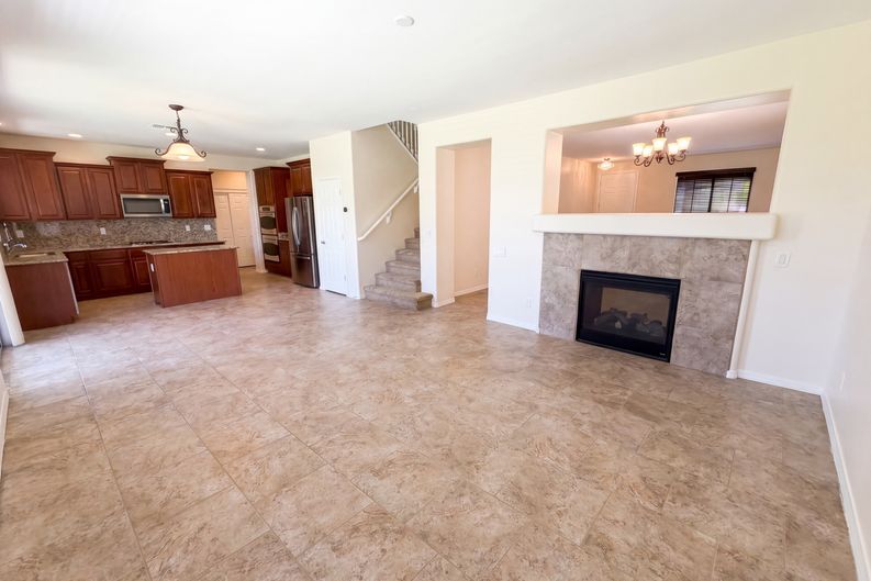 Photo 10 of 39 of 5227 W Bent Tree Dr, Phoenix, AZ