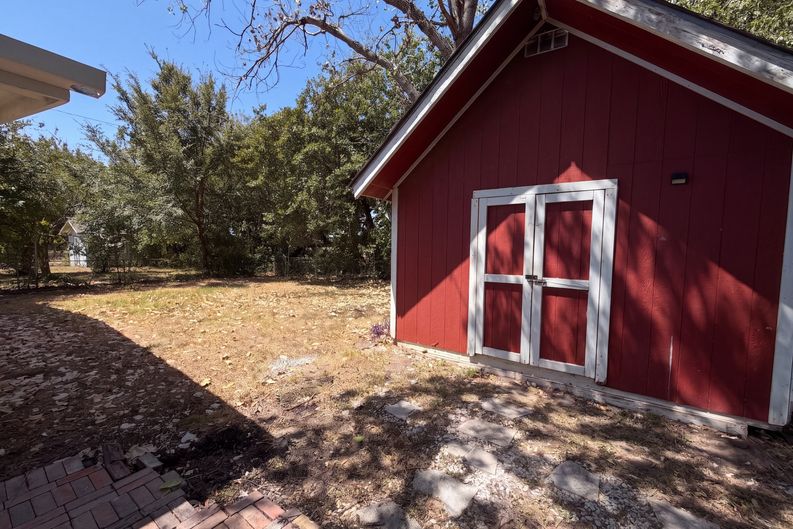 Photo 17 of 18 of 4017 Ambassador Way, Balch Springs, TX