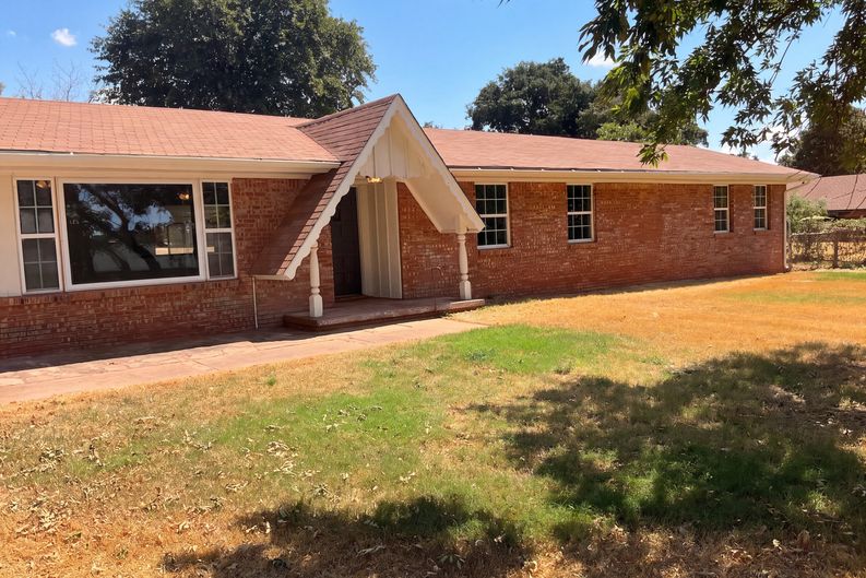 Photo 16 of 20 of 5320 Beverly Dr, Guthrie, OK