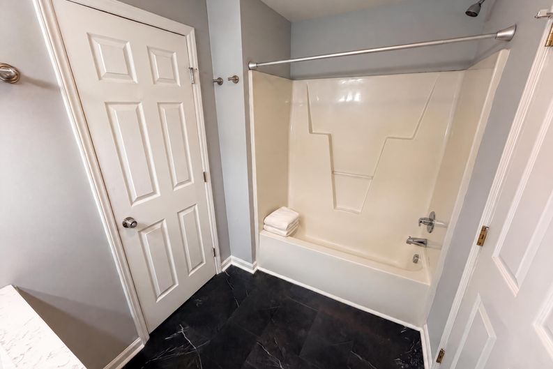 Photo 20 of 29 of 1322 Carolyn Dr, Charlotte, NC