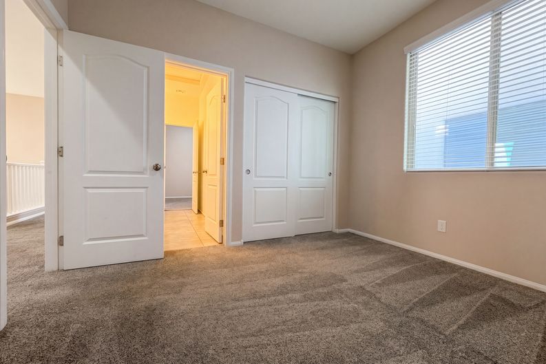 Photo 17 of 27 of 10852 Grey Seal Bay St, Las Vegas, NV