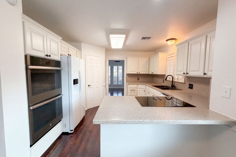 Photo 7 of 16 of 2801 Wickersham Dr, Temple, TX