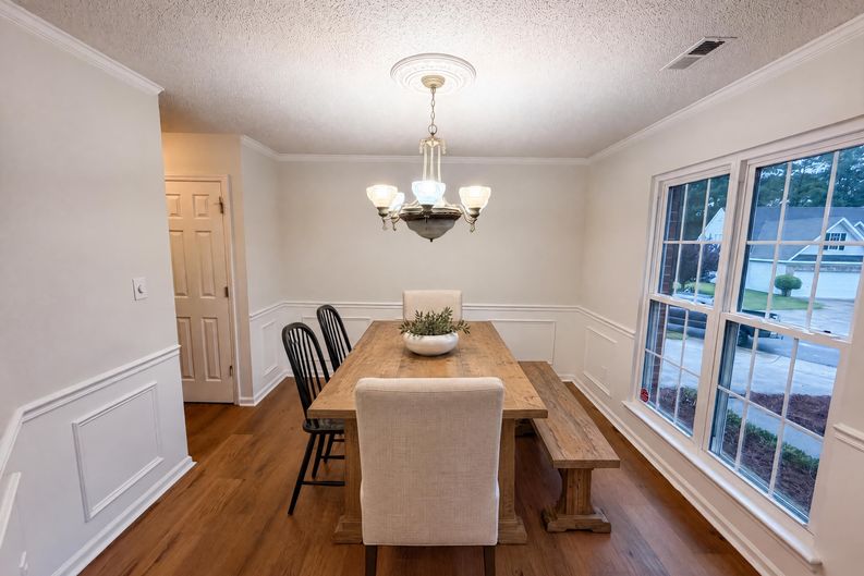 Photo 5 of 35 of 3737 Winterberry Ct NW, Concord, NC