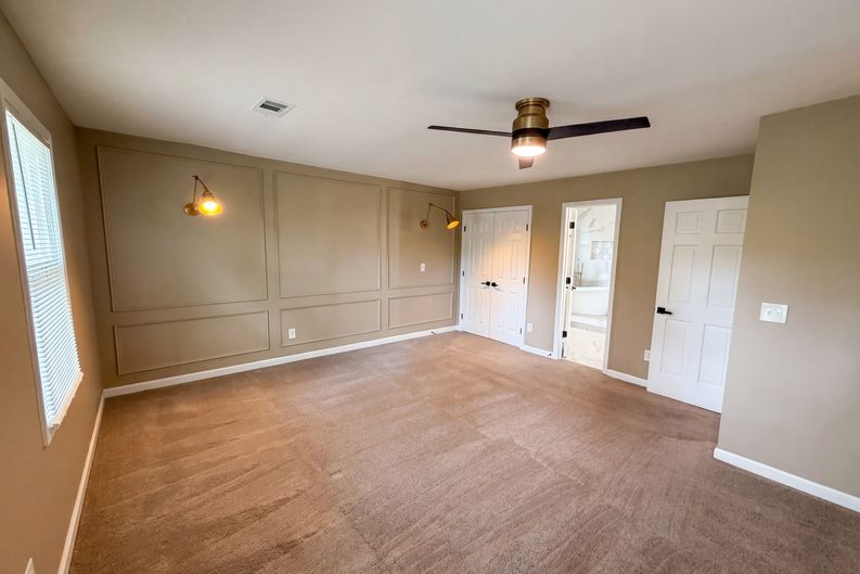 Photo 4 of 38 of 1772 Huntingford Dr, Marietta, GA