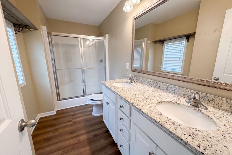 Photo 16 of 22 of 164 Highland Park Ct, Easley, SC