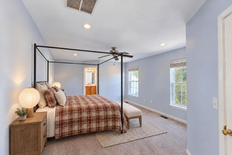 Photo 9 of 23 of 5240 Terrace Ridge Dr, Milford, OH
