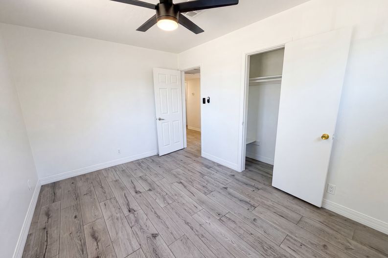 Photo 11 of 21 of 4505 W Clarendon Ave, Phoenix, AZ