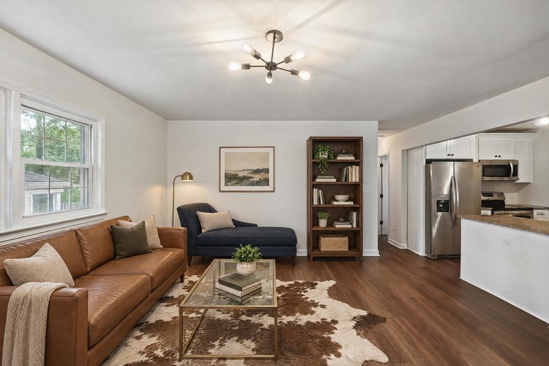 Photo 7 of 21 of 1410 Graymont Dr SW, Atlanta, GA