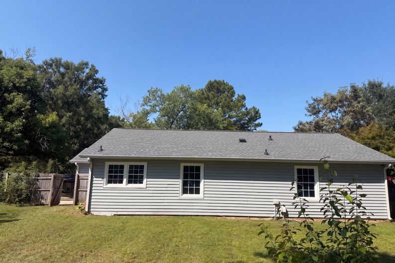 Photo 5 of 19 of 2605 Lamroc Rd, Greensboro, NC