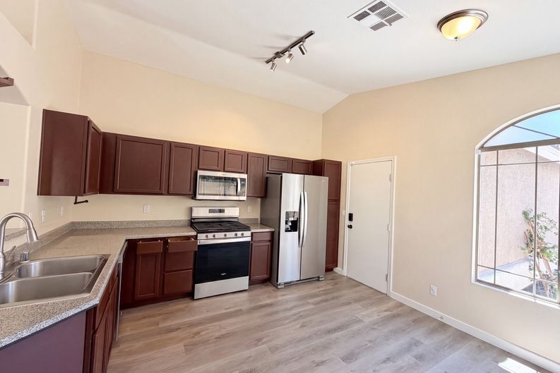 Photo 21 of 41 of 7912 Quill Gordon Ave, Las Vegas, NV