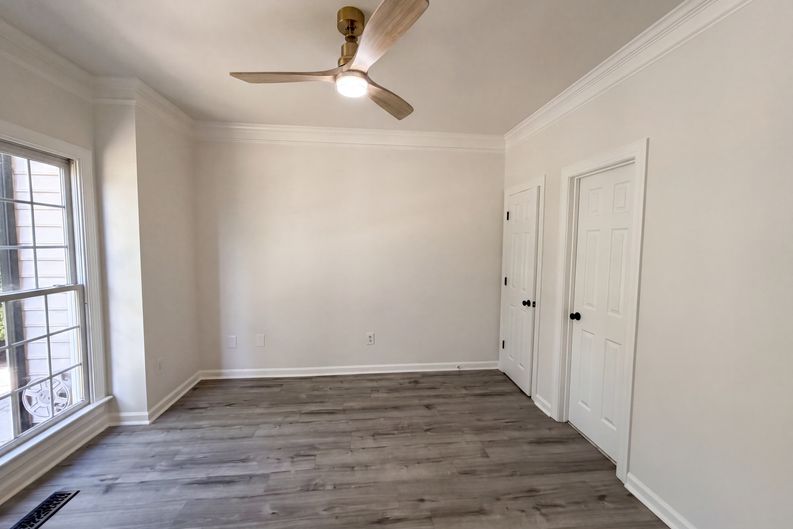 Photo 22 of 49 of 12209 Willingdon Rd, Huntersville, NC