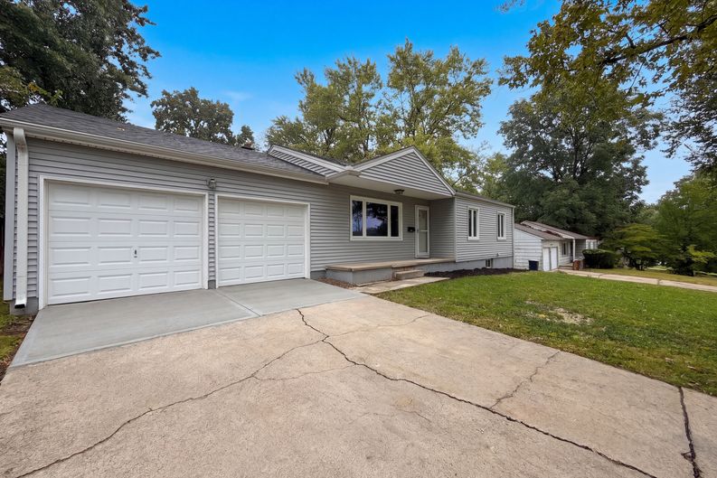 Photo 20 of 22 of 11214 E 48th St, Kansas City, MO