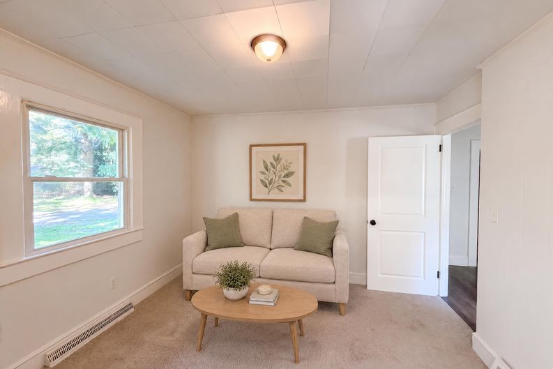 Photo 9 of 22 of 3511 Helmstetler Rd, Lexington, NC