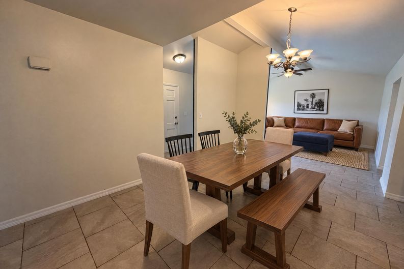 Photo 4 of 17 of 7117 N 50th St, Tampa, FL