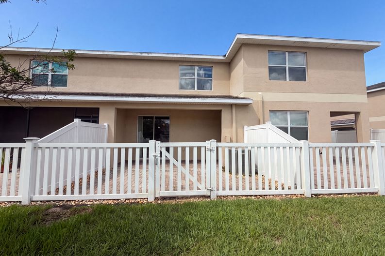 Photo 5 of 33 of 13717 Rosette Rd, Hudson, FL