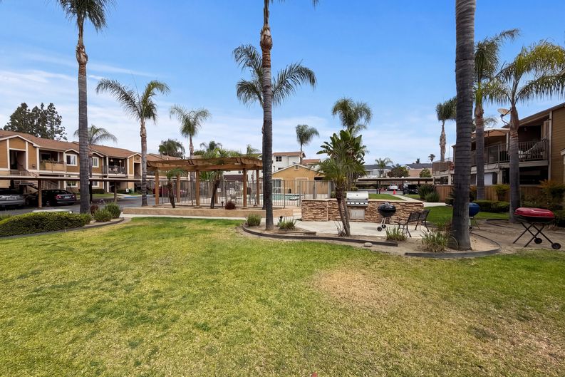 Photo 28 of 31 of 920 S Palmetto Ave, Ontario, CA