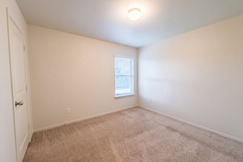 Photo 12 of 16 of 8126 Gambrel Way, Rosharon, TX