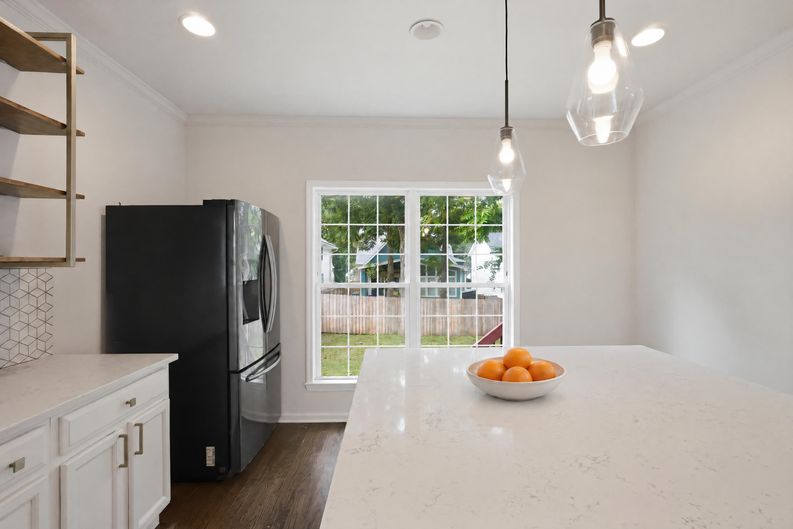 Photo 8 of 29 of 1575 Liberty Ave SE, Atlanta, GA