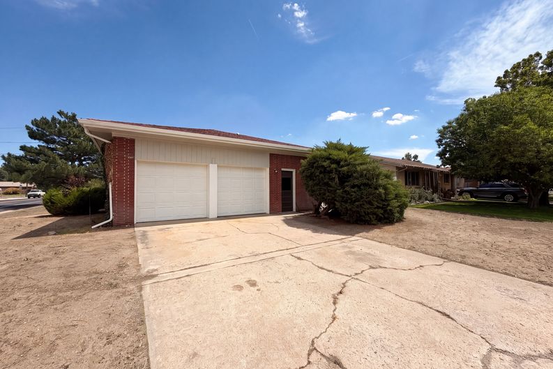 Photo 21 of 26 of 1302 E Egbert St, Brighton, CO