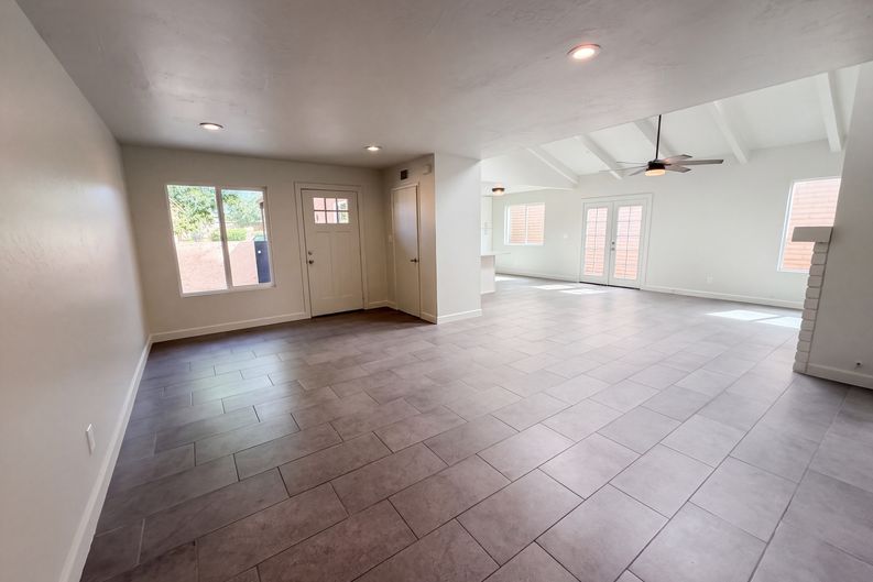 Photo 6 of 25 of 5526 N 5th Ln, Phoenix, AZ