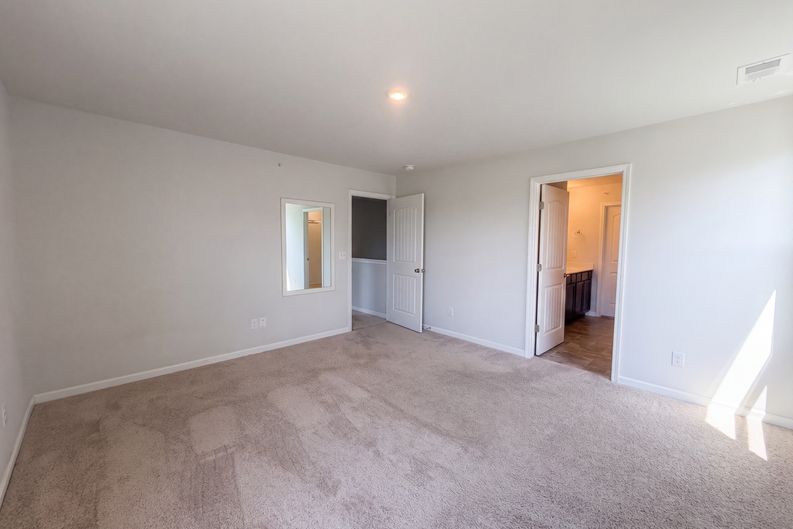 Photo 15 of 21 of 9181 War Eagles Way, Ashland City, TN
