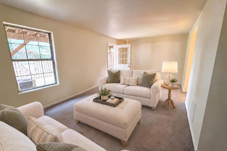 Photo 17 of 48 of 8641 Centerton Ln, Manassas, VA