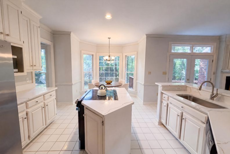 Photo 7 of 29 of 5806 Fox Briar Way, Midlothian, VA