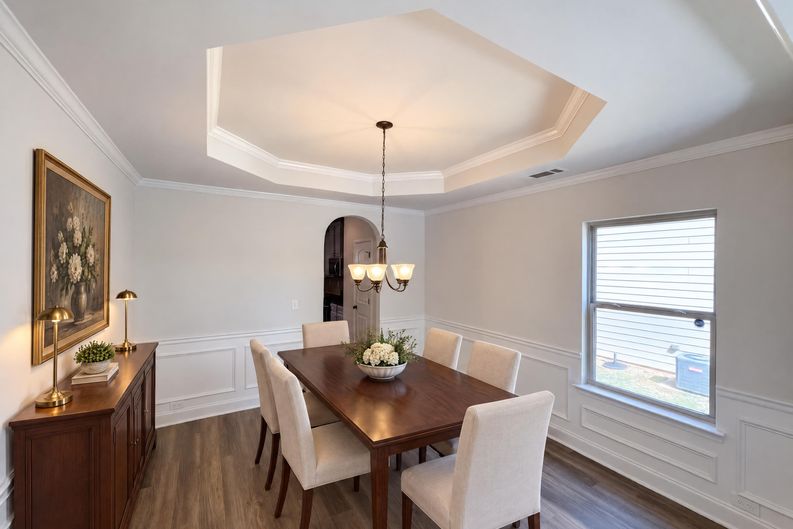 Photo 7 of 26 of 4025 Village Crossing Cir, Ellenwood, GA