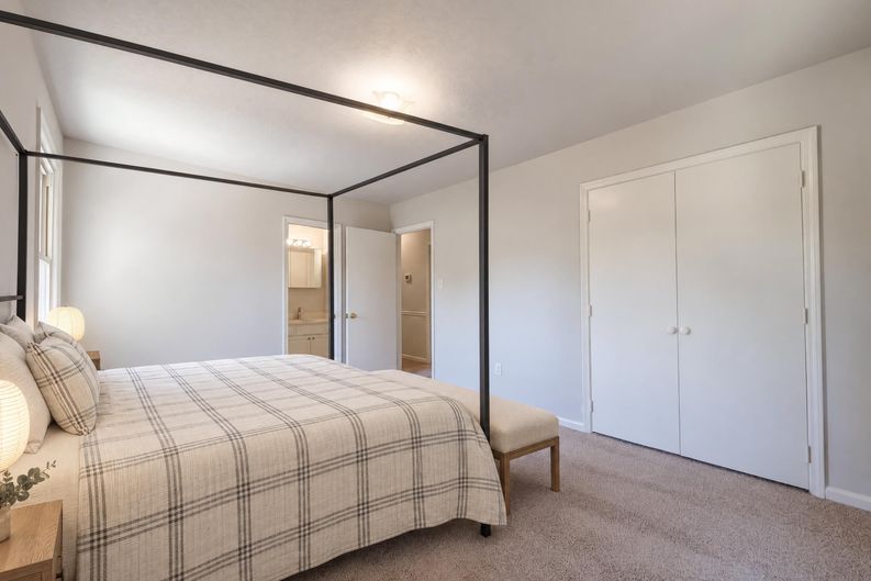Photo 4 of 16 of 5408 Woodard Ct, Fayetteville, NC