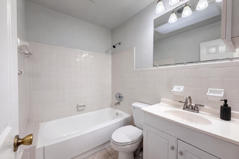 Photo 16 of 22 of 5082 San Clerc Rd, Jacksonville, FL