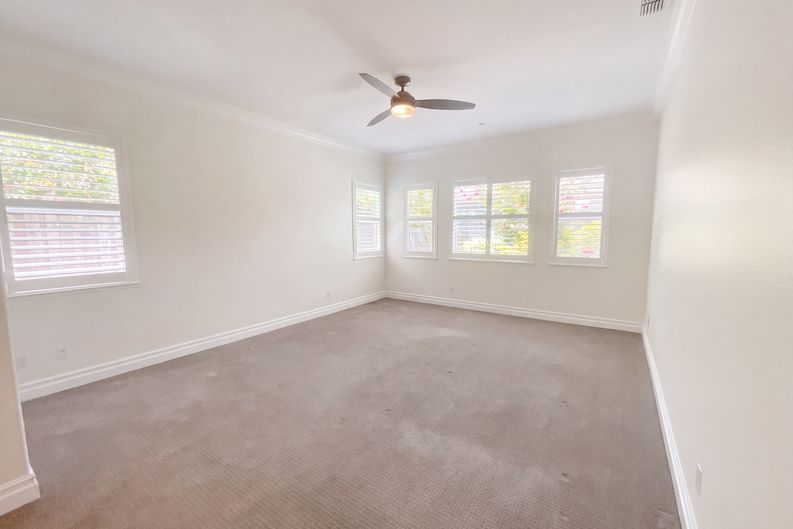 Photo 4 of 33 of 6520 Nebula Ct, Rocklin, CA