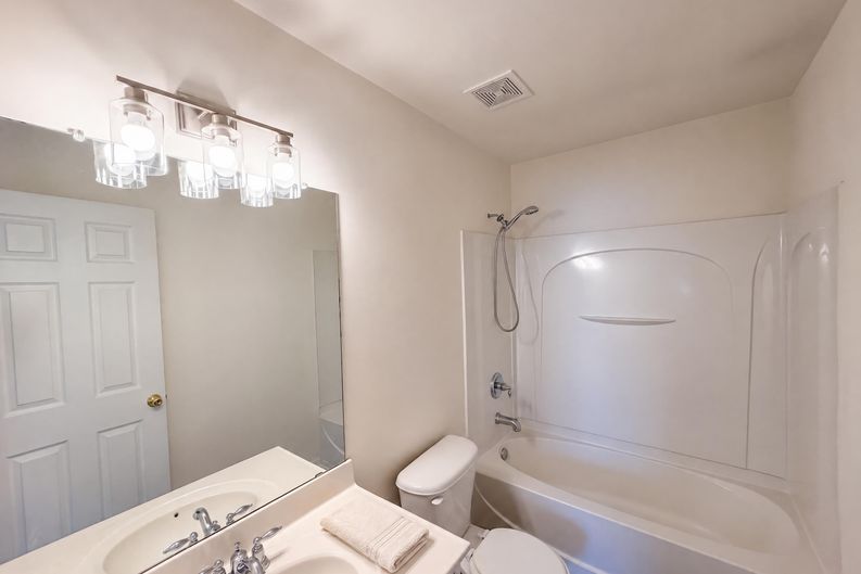 Photo 13 of 18 of 223 Gumtree Dr, Kannapolis, NC