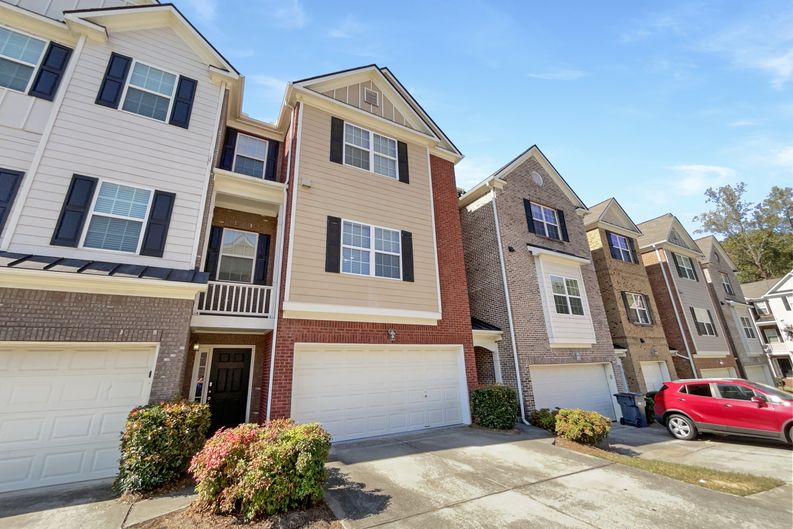 Photo 25 of 52 of 1622 Halliard Dr, Lawrenceville, GA