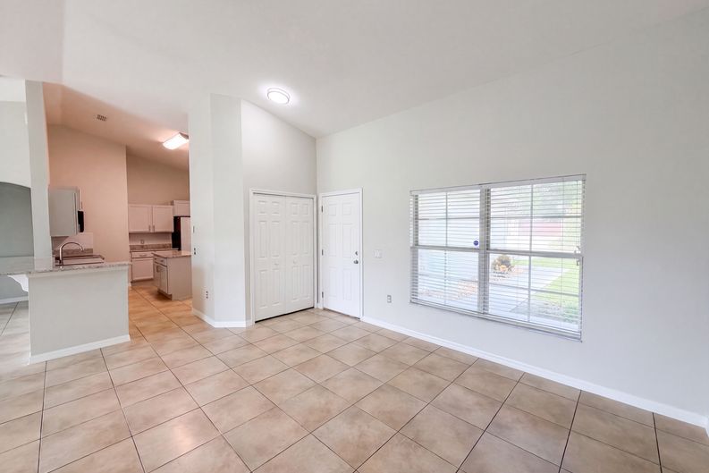 Photo 6 of 40 of 3508 Yacht Club Ct, Kissimmee, FL
