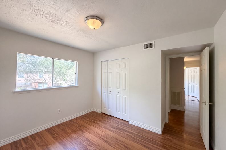 Photo 12 of 18 of 3147 Glade Springs Dr, Kingwood, TX