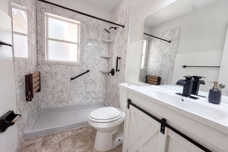 Photo 10 of 22 of 7916 Endive Ave, Tampa, FL