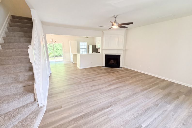 Photo 16 of 30 of 9155 Nesbit Ferry Rd, Alpharetta, GA
