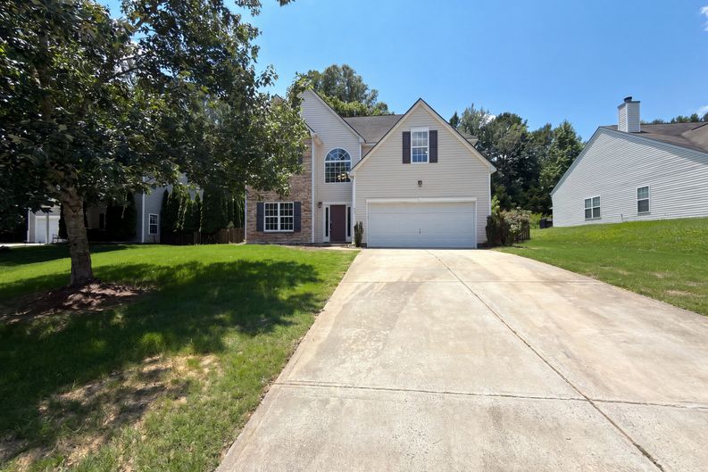 Photo 16 of 19 of 1959 Trace Creek Dr, Waxhaw, NC