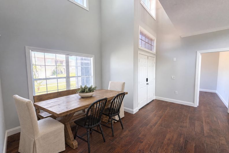 Photo 11 of 43 of 2541 Jasmine Trace Dr, Kissimmee, FL