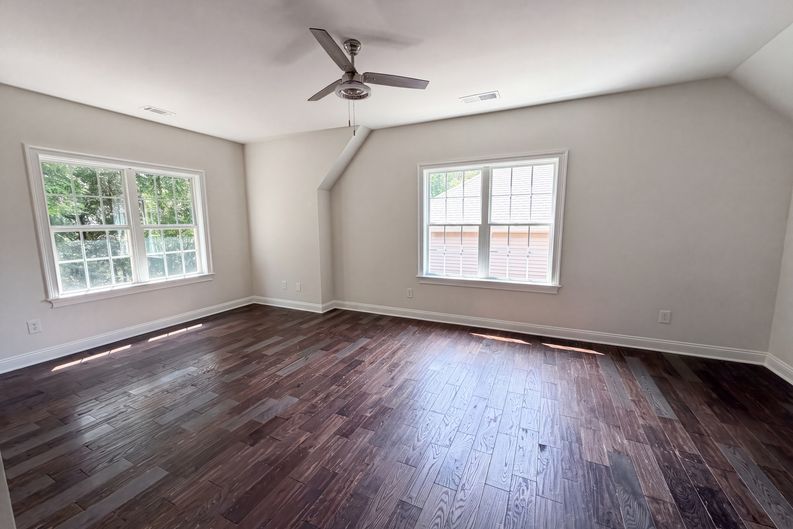 Photo 18 of 23 of 6420 Torrence Trace Dr, Huntersville, NC