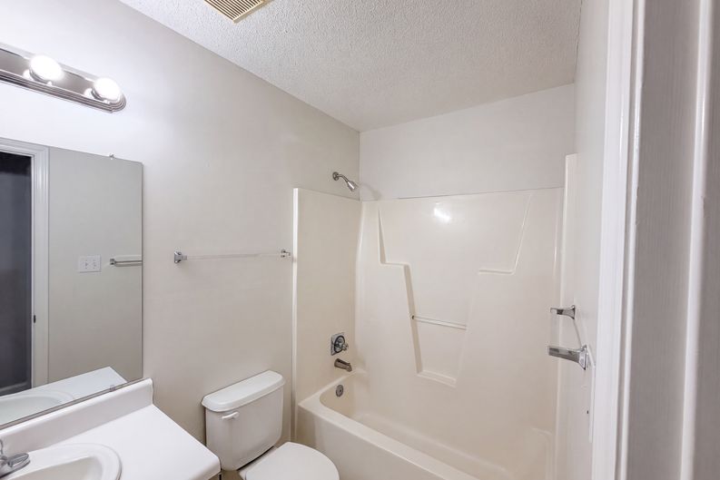 Photo 13 of 17 of 6113 Remington Lake Dr, Raleigh, NC