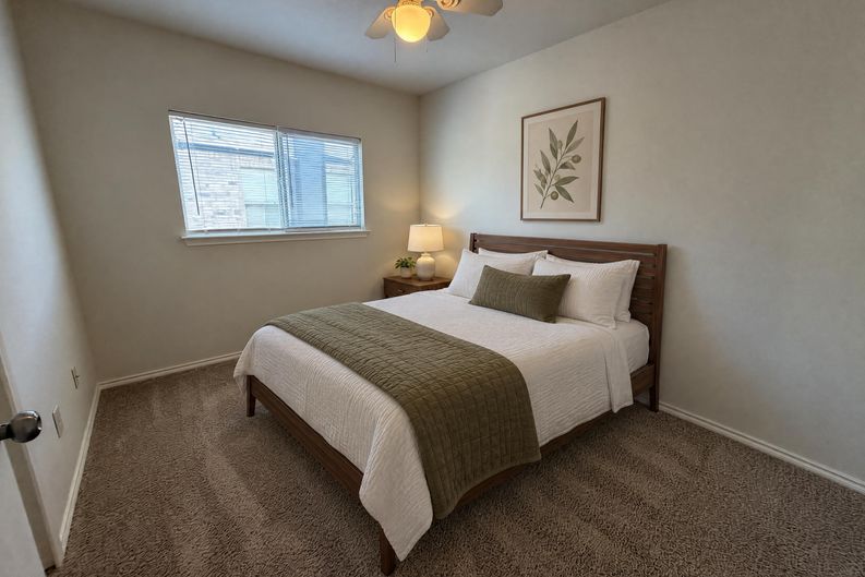 Photo 10 of 21 of 305 Edgewood Cv, Leander, TX